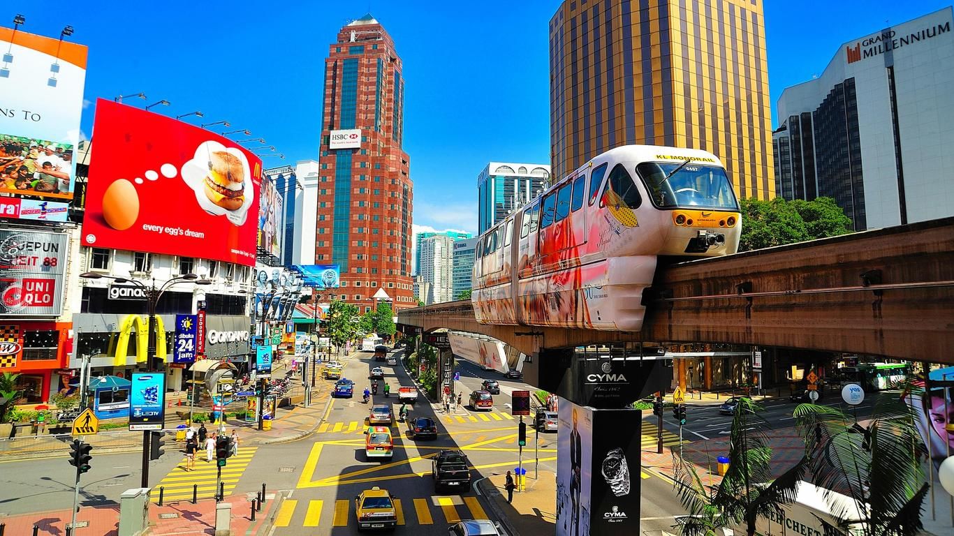 وسيلة تنقل ممتعة في وسط المدينة  استمتع برحلة بانورامية فوق شوارع كوالالمبور