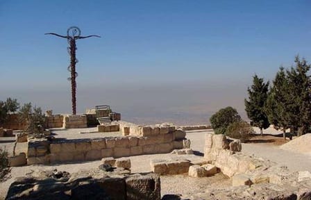 Private Christian Tour: Madaba, Mount Nebo, Jordan River & Lot’s Cave from Amman
