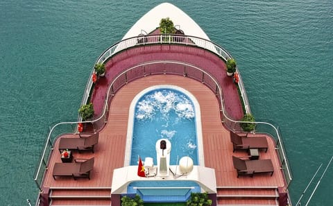 Dora Cruise Luxury Halong Bay Overnight Cruise Transfer Included