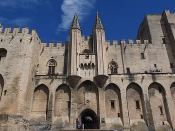 Avignon Old Town Private Historic Walking Tour