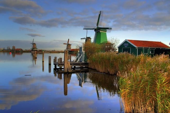 Zaanse Schans Windmills Volendam Small-Group Tour from Amsterdam