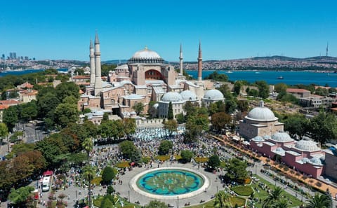 5-Day Private Tour of Istanbul and Cappadocia with Flights