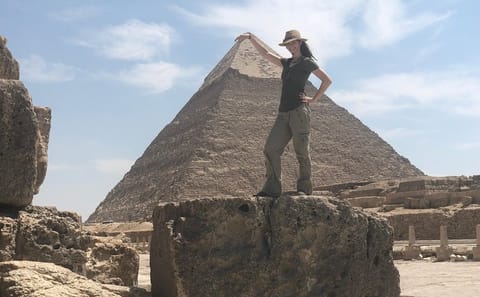 Low- Cost Guiding Tour to Pyramids of Giza & Sphinx