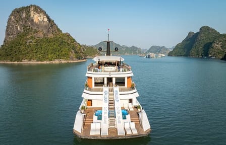 Luxury Day Tour of Halong and Lan Ha Bay from Tuan Chau