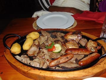 Private Tour of Nairobi National Park and Carnivore Restaurant