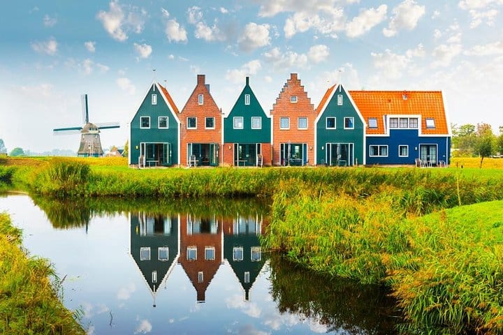 From Amsterdam: Private Tour to Zaanse Schans, Volendam & Marken 4