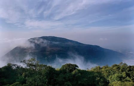 Nandi Hills Day Trip: Scenic Tour from Bangalore to Chikkaballapur