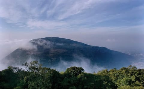Nandi Hills Day Trip: Scenic Tour from Bangalore to Chikkaballapur