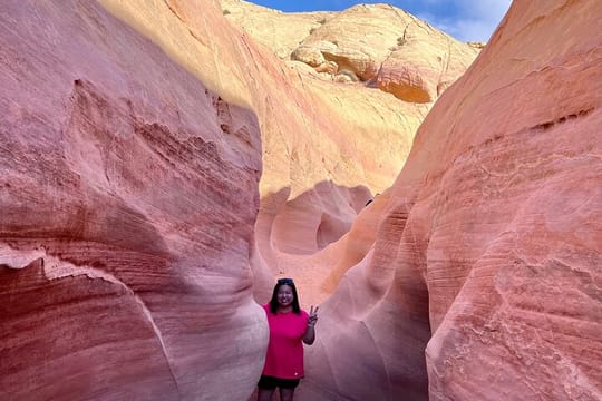 Valley of Fire and Red Rock Canyon Day Tour from Las Vegas