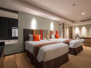 LUXURY SAPA TOUR 2D1N -Stay At 5 Star Hotel or Ecolodge