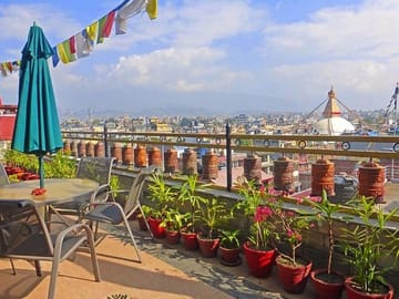 1 Night Stay in Boudha with Pasupatinath and Baudhanath Tour