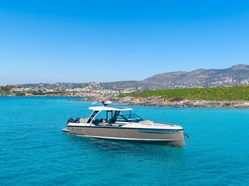 Private Honeymoon Cruise in Mykonos with Snorkeling Stops