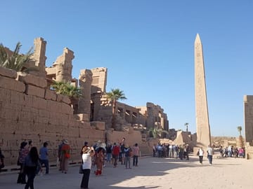 Three-Day Luxor Tour with Hotel Stay and Guided Visits