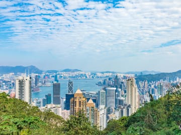 One-day Hong Kong Landmarks Visit with Michelin Dim Sum