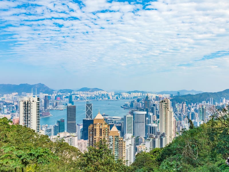 One-day Hong Kong Landmarks Visit with Michelin Dim Sum