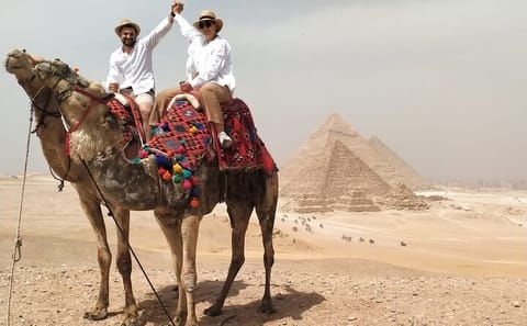 Private 4x4 Desert Safari and Camel Ride Tour from Cairo