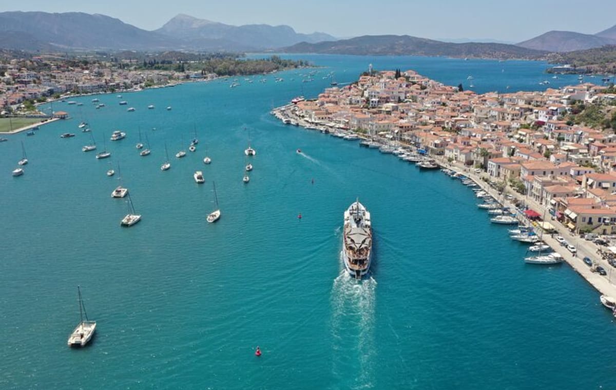 Athens Day Cruise to 3 islands: Hydra, Poros, Aegina