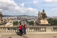 Barcelona Small Group Tour with Sagrada Familia, Park Güell and La Pedrera 8