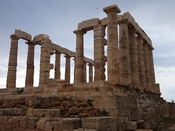 Private Cruise to Poseidon Temple at Sounio Cape with Snorkeling and Swimming