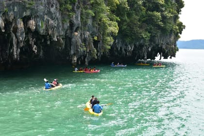 Kayaking Adventure to Starlight Hong Sea Cave in Pa Klok