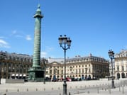 Luxury and Pleasure: Louvre Lifestyle 1