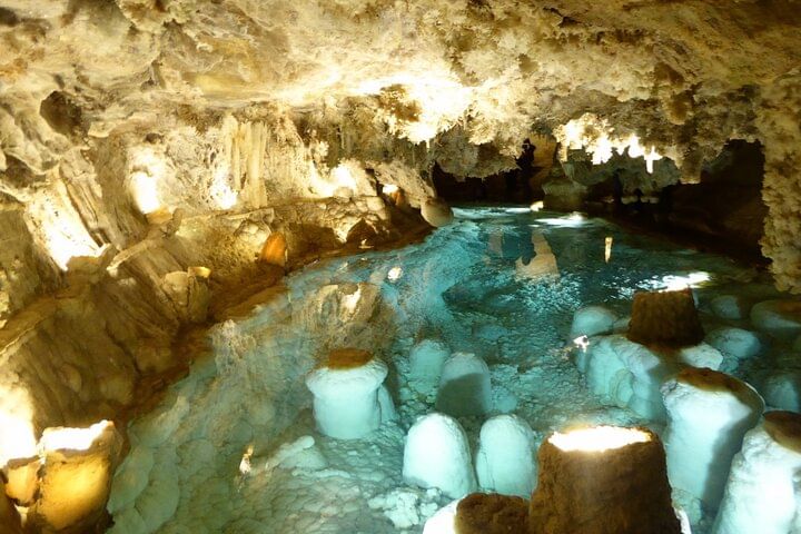 Private Cultural Tour: Altos de Chavón & Cueva de las Maravillas