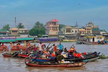 Private Full-Day Tour of Cai Rang Floating Market in Can Tho