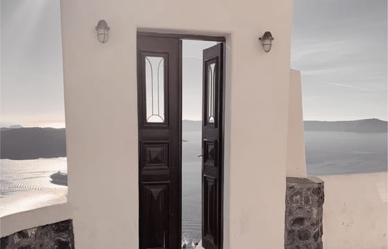 Athens: Island hopping to Santorini, Naxos and Mykonos