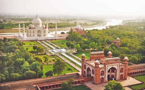 Golden Triangle Tour: Agra, Lucknow, and Varanasi Highlights