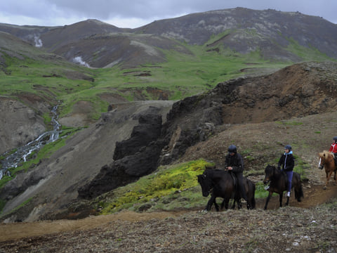 05A - The Hot Springs Tour, photo 4
