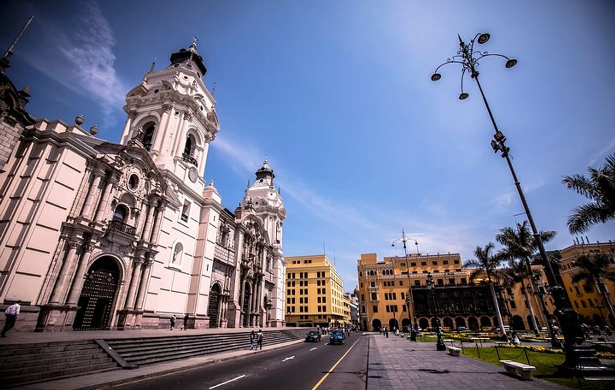 Tour Package Lima, Sacred Valley & Machu Picchu