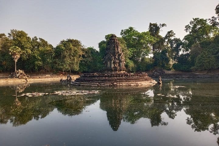 Neak Pean