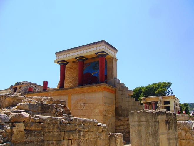Historical Heraklion City Tour with Knossos Palace, Museum & Old Market photo 4