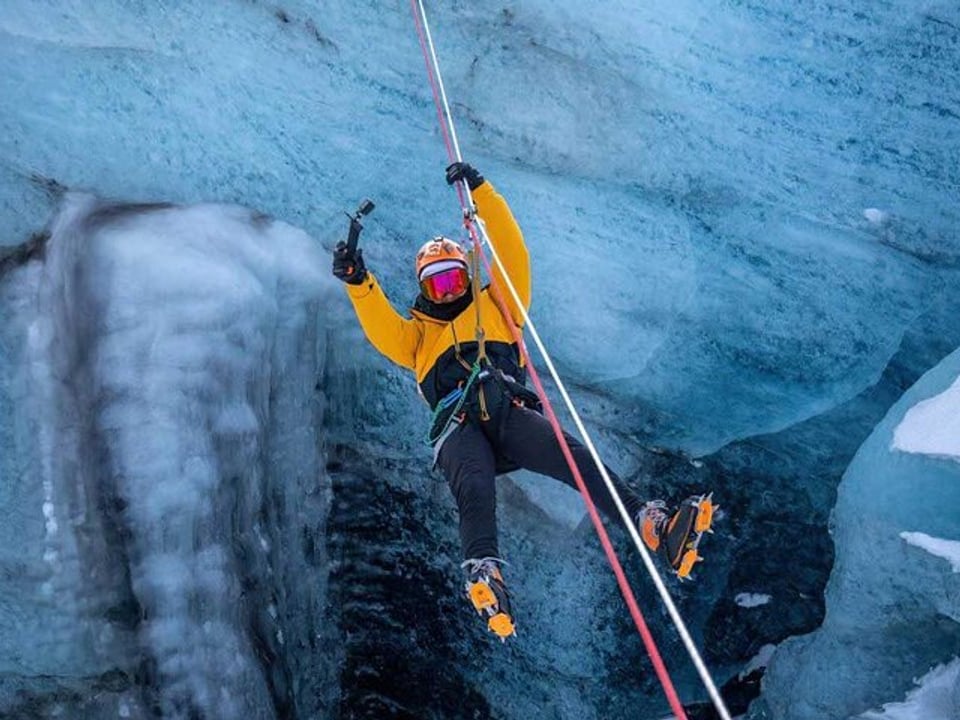 Glacier Adventure from the Glacier Lagoon — Icarus Rising ehf