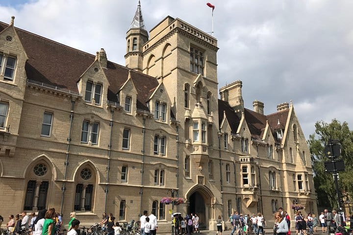 J.R.R. Tolkien's Oxford and Stonehenge Private Tour 5