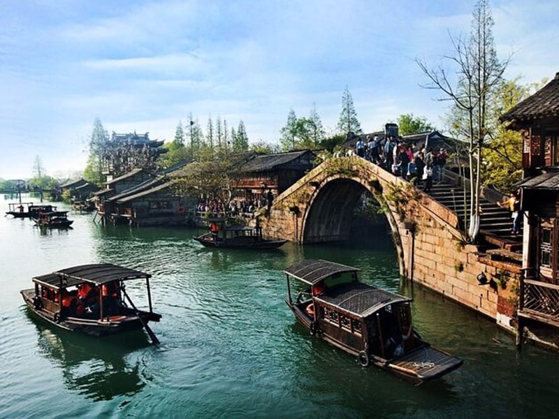 From Shanghai: Zhujiajiao Water Town Private Tour with Boat Ride