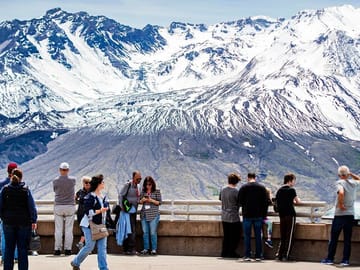 Small Group Day Trip to Mount Saint Helens from Seattle