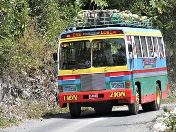 En-Route To Bob Marley's Nine Mile