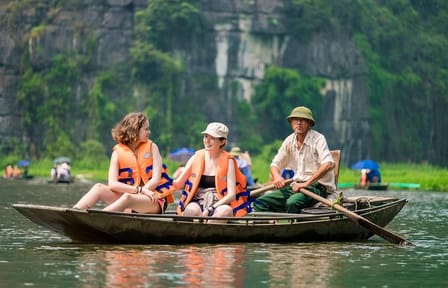 Two-Day Ninh Binh Tour from Hanoi: Hoa Lu, Mua Cave, Tam Coc