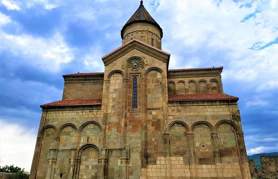 Dzama Gorge Jeep Tour from Tbilisi: Bateti Lake & Ruisi