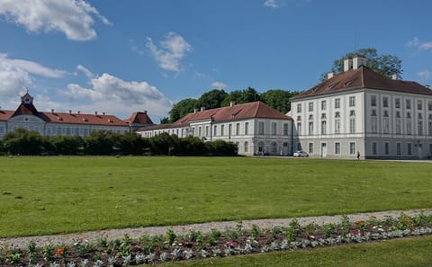 Guided Tour of Castle Nymphenburg in Munich