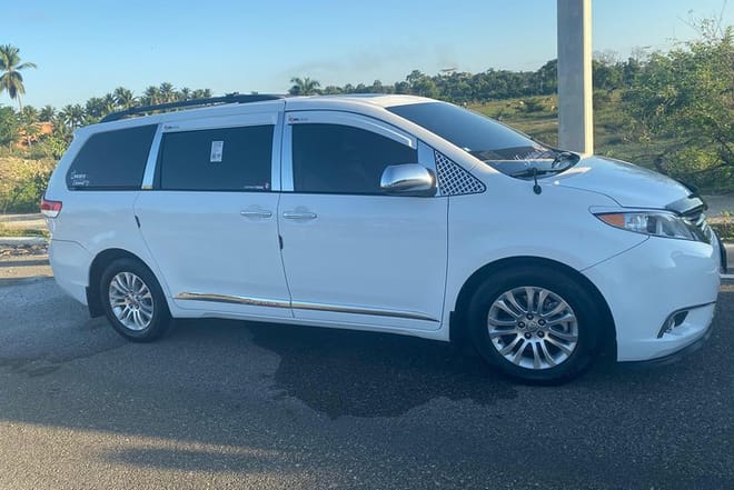 Private Santiago AirPort transportation to Puerto Plata or Sosua ect 2