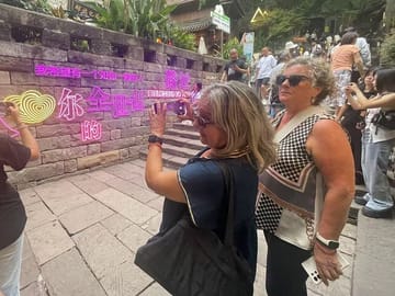 Chongqing Private Car Guided Tour:Must-sees All in One