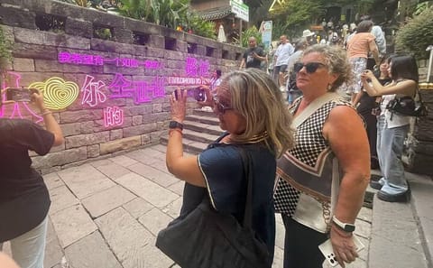 Private Guided Tour of Chongqing's Must-See Attractions