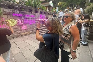 Private Guided Tour of Chongqing's Must-See Attractions