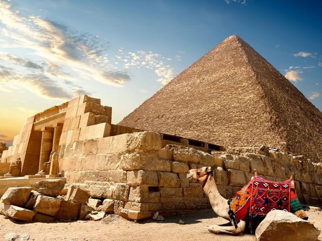 Half Day Tour to Pyramids of Giza with Camel ride photo 4