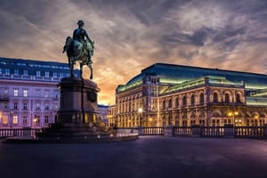 Vienna - Live Guided Evening Tour