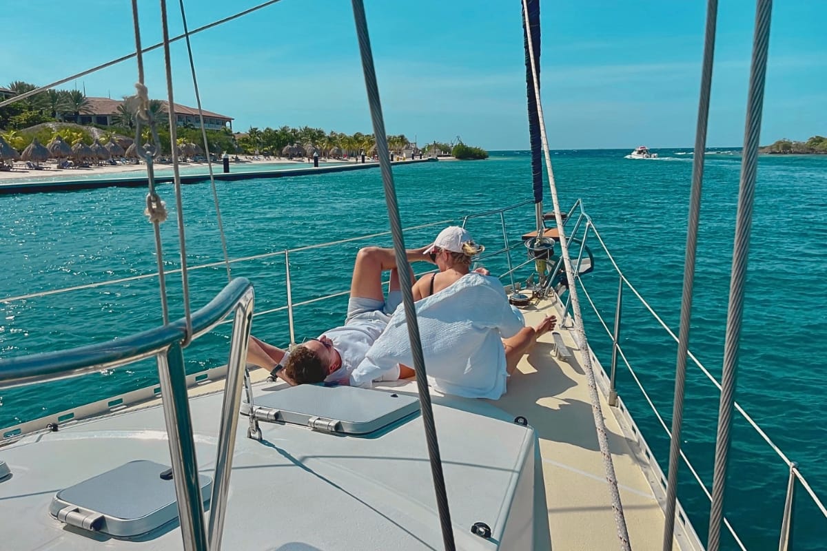 Cruisers enjoying sailing through Spanish Waters during a shore excursion by Maxie Sailing in Curacao