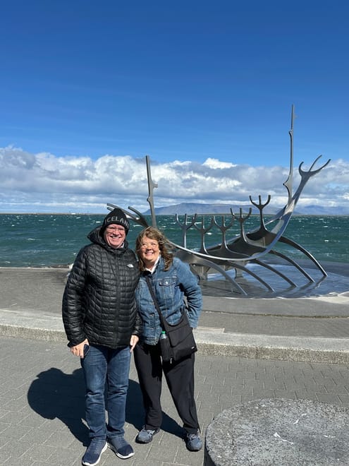 Private Transfer from Reykjavik Hotel to Keflavik Airport (KEF)