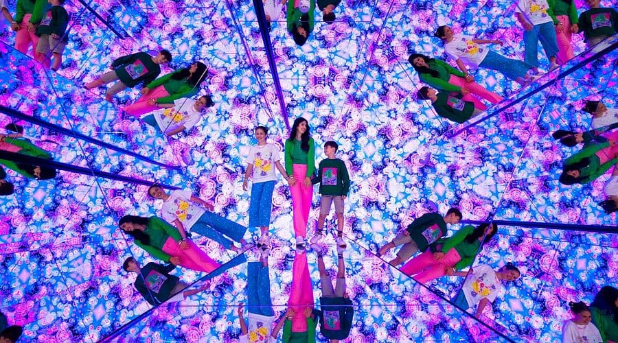 Dubai Mall Shopping, House of Hype, Burj Khalifa 124/125th floor and Musical Fountain Show tour with Private Transfers